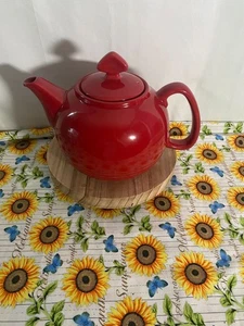 Chantal Tea for Four Red teapot with lid 2006 - Picture 1 of 8