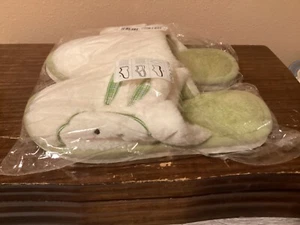 Women Bunny Rabbit Slippers Size 38-39,  U.S. (7 to 7.5) - Picture 1 of 6