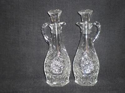 VINTAGE "STAR OF DAVID" OIL & VINEGAR CRUET SET - Image 1 of 4
