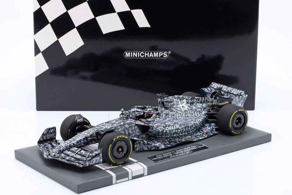MINICHAMPS 1/18 Alfa Romeo C42 #77 Valtteri Bottas 2022 test Barcelona 117229977 - Immagine 1 di 1