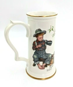 The Mysterious Malady Stein 8" Norman Rockwell Gorham Limited  - Foto 1 di 11