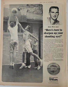 1965 Boys Play Shoot Wilson baloncesto en netJerry West anuncio vintage - Imagen 1 de 1
