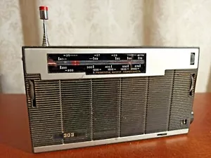 Sowjetisches Vintage Radio Rassiya 303. UdSSR. SN - Bild 1 von 12