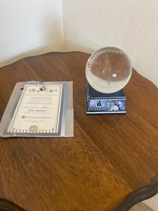 Mickey Mantle Laser Etched Glass Baseball W/ Stand COA The Hamilton Collection - Picture 1 of 9