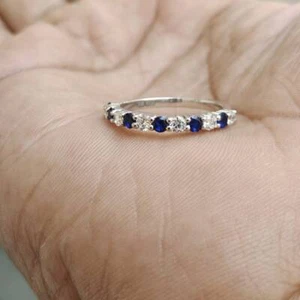 Alianza de boda 2 quilates creada zafiro azul y moissanita enchapada en oro blanco 14K - Imagen 1 de 6