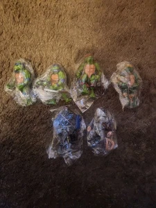 NEU & VERSIEGELT 6 Teenage Mutant Ninja Turtles Spielzeug Paket 4,5 Zoll hoch - Bild 1 von 8
