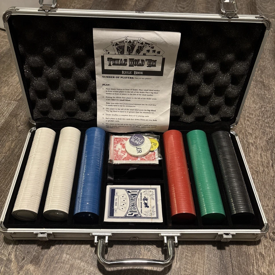 PITBOSS TEXAS HOLD EM KIT ALUMINUM CASE CARDS AND 300 CASINO CHIPS (NIB) - Image 1 of 4