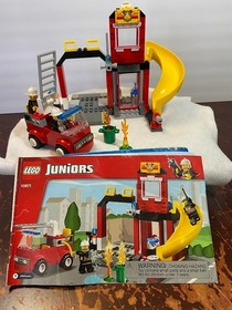 LEGO Juniors City: Fire Emergency (10671) 99% Complete w Manual (2 pc missing)