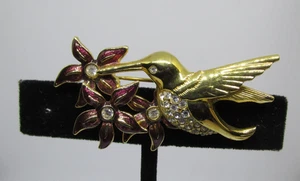 Spilla colibrì vintage Swarovski tono oro firmata cigno smalto fiori pavè - Foto 1 di 9