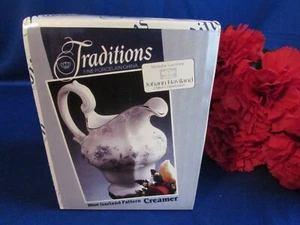 VTG JOHANN HAVILAND TRADITIONS BLUE GARLAND FINE CHINA CREAMER NEW IN BOX - Picture 1 of 4