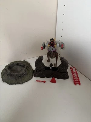 Dino-Riders Series 1 Deinonychus, Evil Rulon Antor Figures & Trap - image 1 of 4