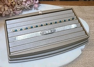 Alex Terciopelo Joyería Joyería Pulsera Soporte de Exhibición ¡CALIDAD fabricante! Usado vintage - Imagen 1 de 8