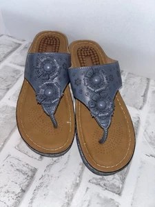 Eur Gr. 39 / 7,5 Damen Sandalen Blau. Verzierter Tanga 1,5" Keilabsatz gepolstert - Bild 1 von 8