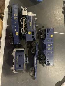 lionel Santa Fe 8512 Locomotive And 4 Cars - Picture 1 of 1