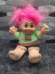 Vintage Russ 10" Plush Troll Kidz 1980s Neon Clothing Surfing Pink Hair 80s - Imagen 1 de 3