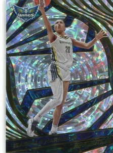 2022 Panini Revolution WNBA ISABELLE HARRISON #6 FRACTAL PARALLEL DALLAS WINGS - Picture 1 of 2