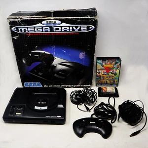 VINTAGE SEGA MEGA DRIVE 16-BIT CONSOLE BOXED CONTROLLER MEGA GAMES I LOT RETRO - Picture 1 of 10
