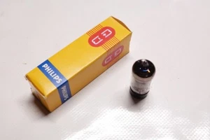 1 x Stück M-8100 Tube Röhre Valve Vintage - Bild 1 von 8