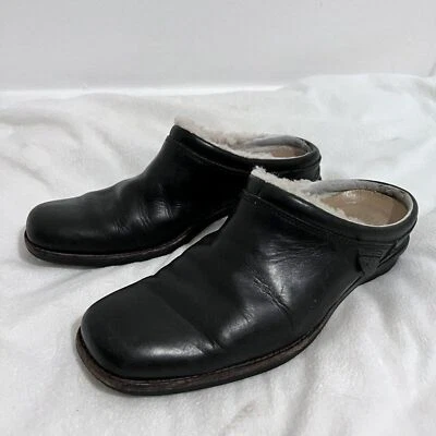 Mules UGG Australia 5400 de cuero negro con borde de piel talla 8 informales cómodos básicos Foto 1 de 4
