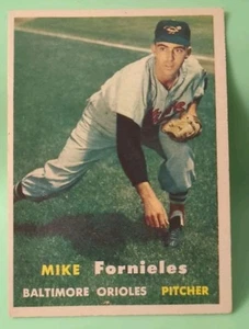 1957 Topps - Mike Fornieles #116 - Baltimore Orioles - Picture 1 of 2