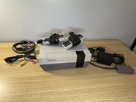 Nintendo Entertainment System NES Console - Gray (NES-001) with HDMI Converter