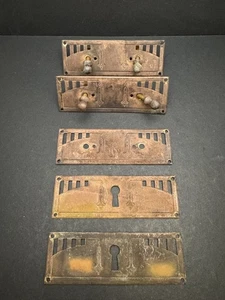5 antike Kupfer? Kommode Schublade Türzug Skelett Schlüssel Rückenplatte Rosetten - Bild 1 von 7
