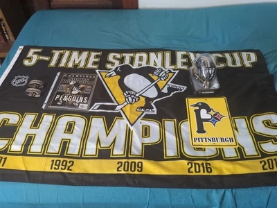 Pittsburgh Penguins Memorabilia Fan Lot, Flag, Helmet, Sign, Bands And Magazine - Image 1 of 4