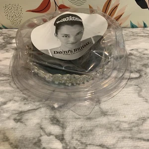 Vintage Davids Bridal LARGE TIARA Rhinestones Pearls Tiara Collection 2004 - Picture 1 of 7