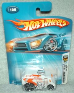 Hot Wheels 2004 First Editions #100 Cool One white,pr5's,I combine shipping