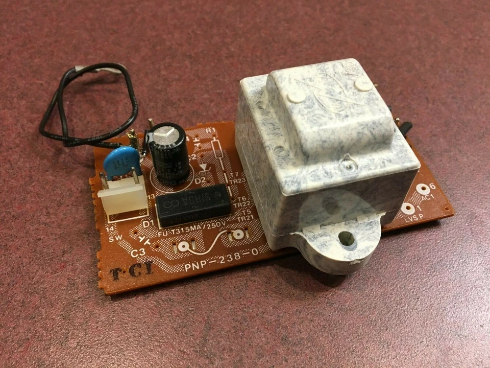 Piezas de plato giratorio Pioneer PL-2 - Fuente de alimentación / Placa de circuito transformador Foto 1 de 1