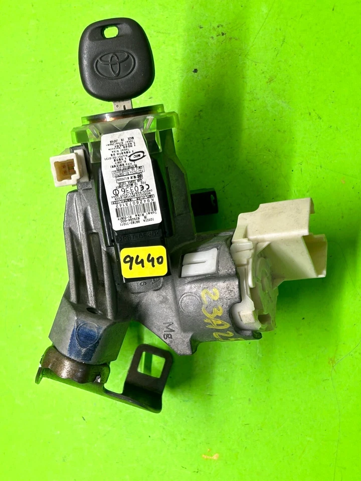 Toyota Highlander 2010 interruptor de encendido bloqueo con llave e inmovilizador OEM 89783-71011 Foto 1 de 4