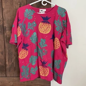 Vintage 90er Einheitsgröße T-Shirt rosa Ananas 100 % Baumwolle hergestellt in den USA funky Damen - Bild 1 von 8