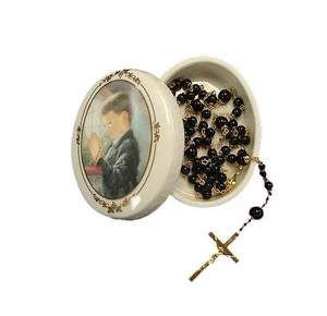 Caja de recuerdo de porcelana con rosario Roman Kathryn Fincher Communion Boy - Imagen 1 de 1