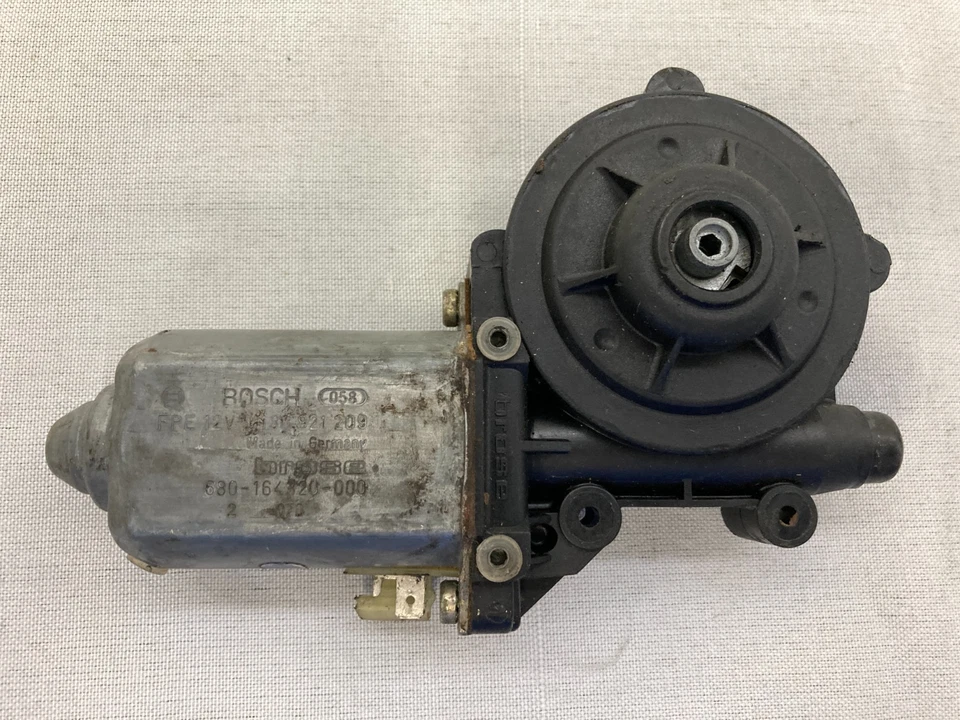 Motor ventana lateral derecha pasajero 88-94 Porsche 911 964 930 Bosch 0130821209 Foto 1 de 4