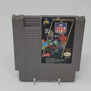 NFL Football (Nintendo NES) Cartucho Solo LIMPIO Y PROBADO - Imagen 1 de 2