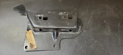 NUEVO DE LOTE 1978-1979 FORD TRUCK & BRONCO LH RADIADOR REJILLA SOPORTE D8TZ-8232-B Foto 1 de 3