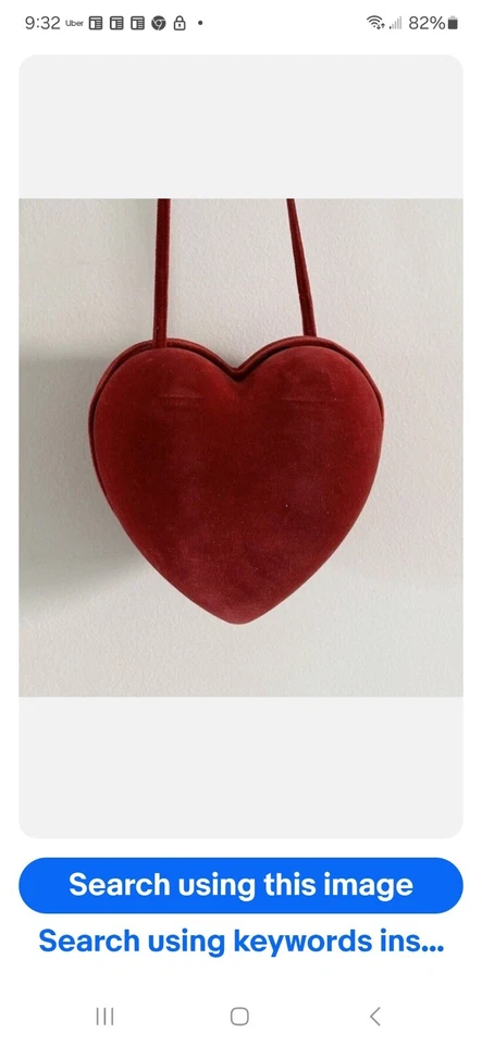 Bolso corazón Moschino terciopelo rojo Foto 1 de 1