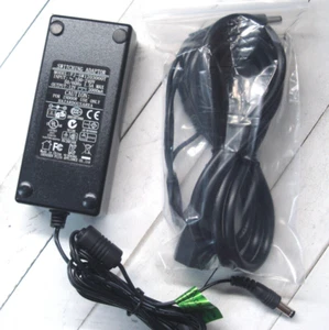 Shenzhen Fuija FJ-SW1203000T Switching AC Adapter with 4 Way Splitter - Picture 1 of 2