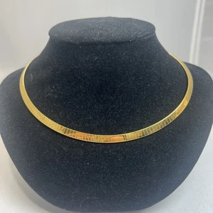 Vintage glänzende goldfarbene dünne Omega Kette Halsreif Halskette 16 Zoll Faltschließe - Bild 1 von 4