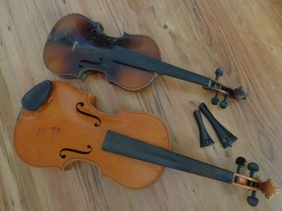 2 violins violins no name 3/4 and 1/2 - Image 1 of 4