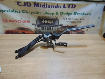 2008 PORSCHE CAYENNE 957 RIGHT REAR TAILGATE BOOT STRUT HINGE 7L5827302 B - Imagem 1 de 4