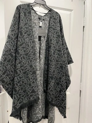 Hermoso Poncho Chal Marc New York by Andrew Mark Talla Única OS Negro Gris Foto 1 de 4