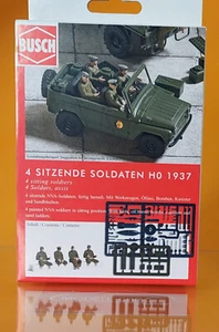 Busch Modellbau 1937 Busch 1937 4 sitzende NVA Soldaten HO 1:87 NEU - Bild 1 von 2