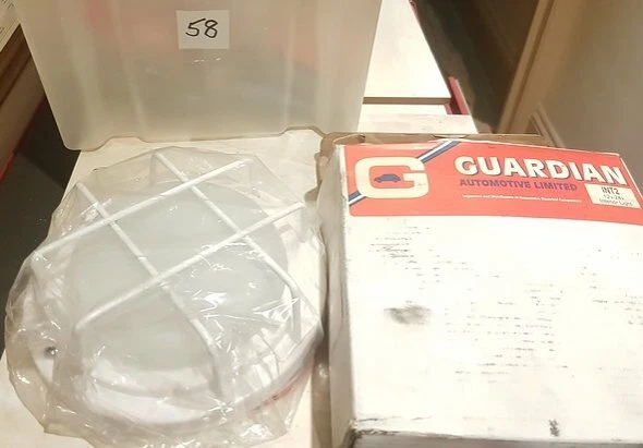 Guardian Automotive interior light INT2  FREE UK SHIPPING - Image 1 of 1
