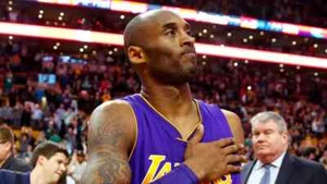 KOBE BRYANT LAKERS #24 - LEGENDARIO JUGADOR DE BALONCESTO - 4x6 Foto Impresa Brillante - Imagen 1 de 1
