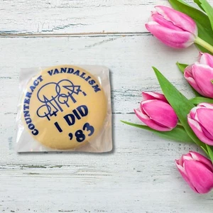 Vintage Counteract Vandalism I Did '83  Metal Pin Buttons - Foto 1 di 1