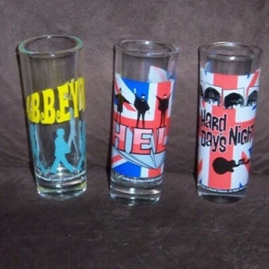 The Beatles 3 of original 1964 drinking glasses in very good+ shape USA - Picture 1 of 1
