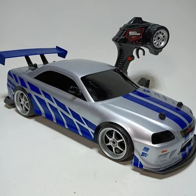 Nissan Skyline GT-R 2002 Jada Toys Fast & Furious Brian’s - 2,4 GHz R/C probado💯 Foto 1 de 4