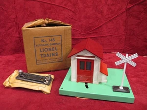 Lionel No. 145 Automatic Gateman w/ Original Box ~ tested works - Picture 1 of 15