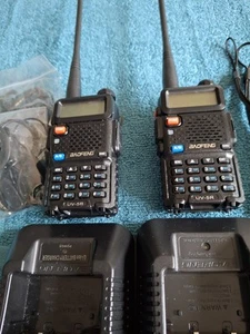 2 × Baofeng. UV-5R Dual-Band Radios . V/UHF FM Transceiver Ham Radios.. - Photo 1/7